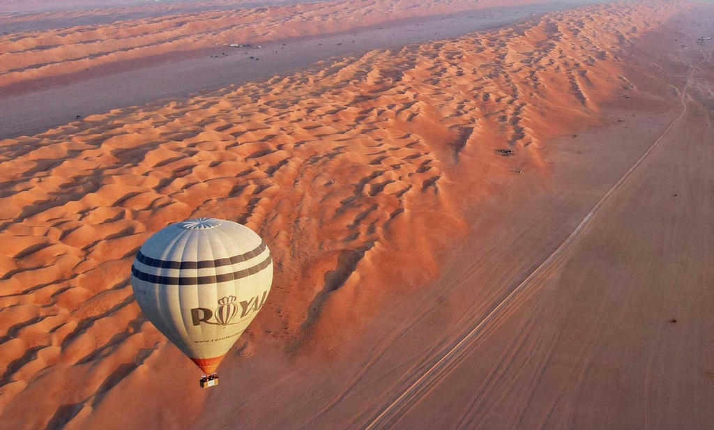Hot Air Balloon Ride Over the Wahiba Dunes