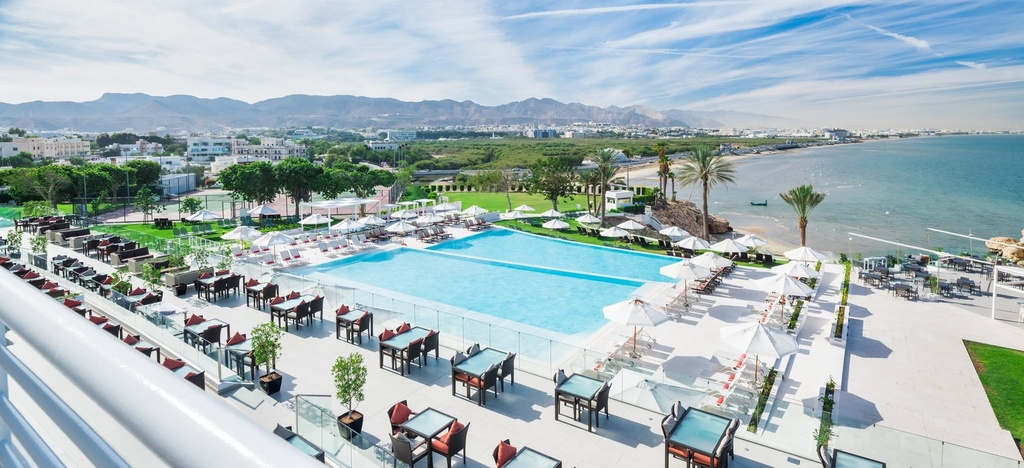Hotel - CROWNE PLAZA QURUM -Muscat